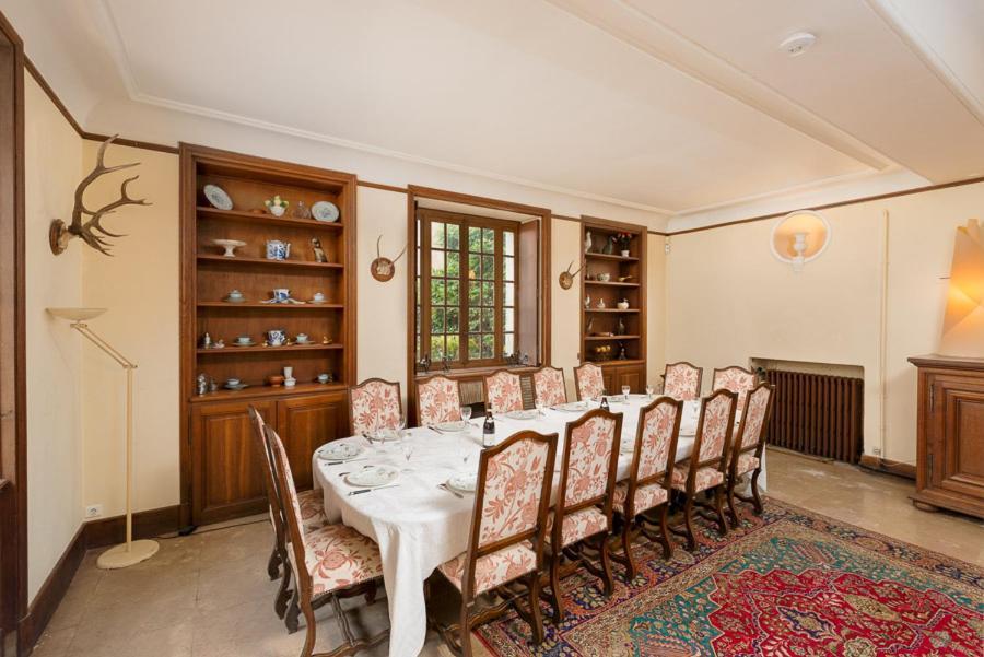 Chateau Pour Se Retrouver Larochemillay Exterior foto